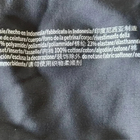 Taylor Swift-esque Victoria Sport VS Galaxy Workout Leggings, size Large68 - Picture 7 of 7